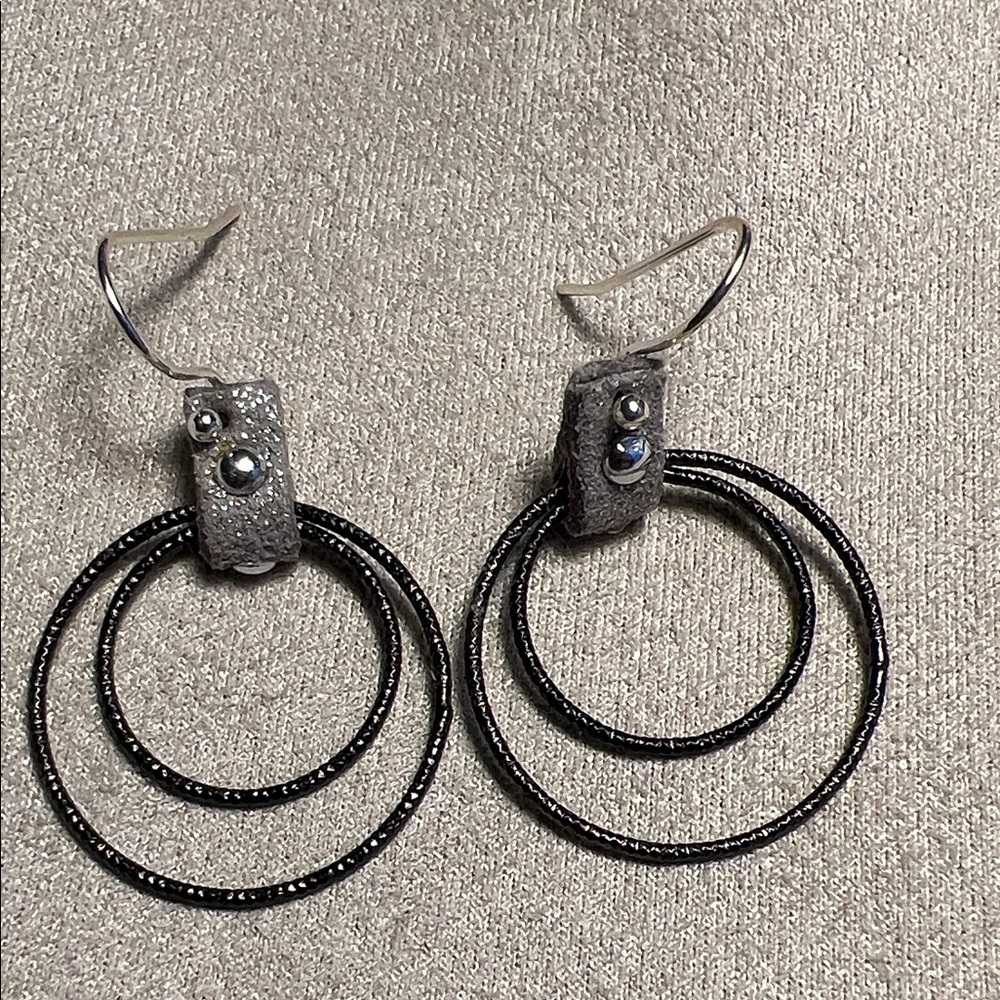 Elegant Silver and Black Hoop Earrings
